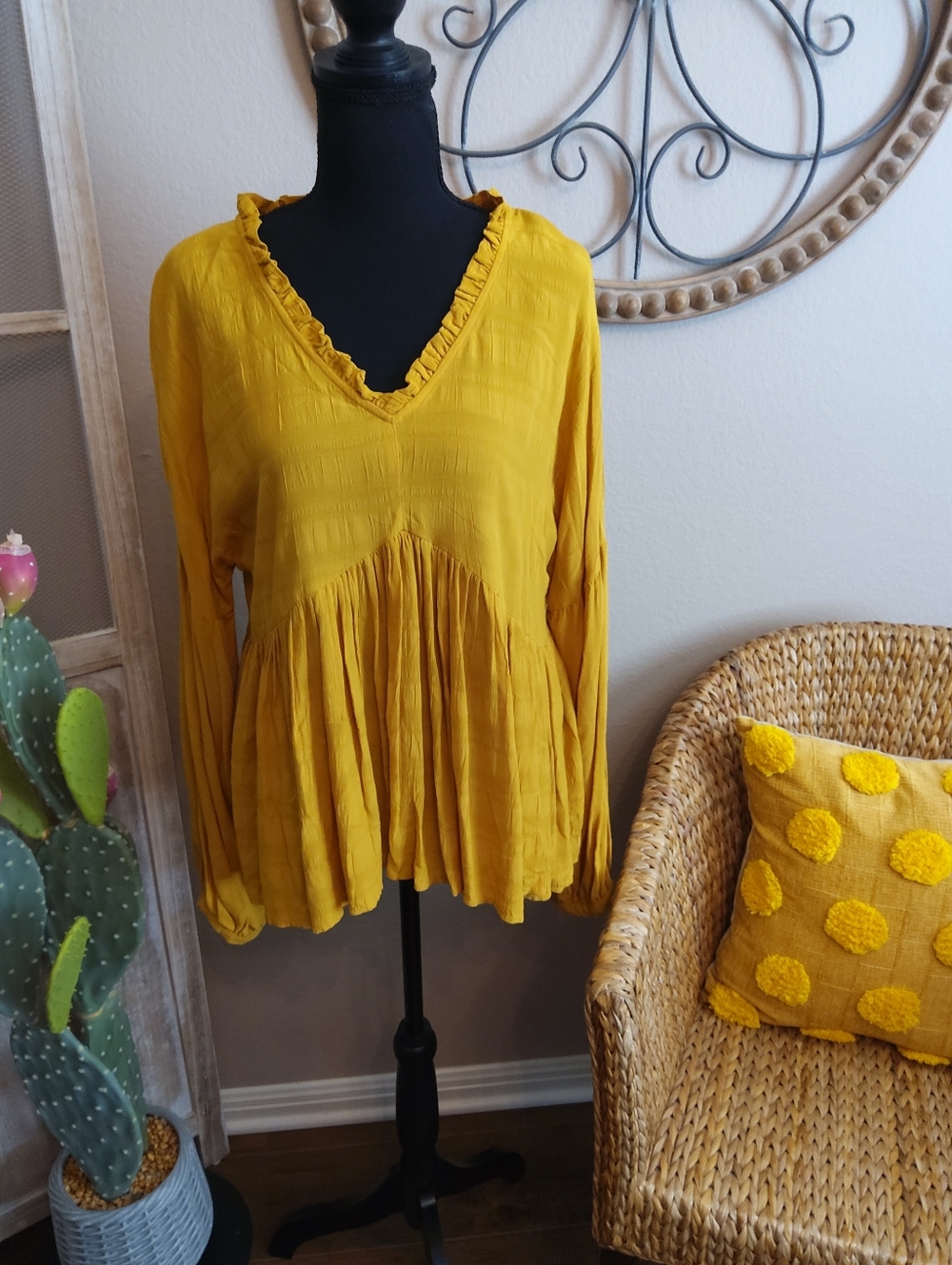 Time and Tru Mustard Yellow V-Neck Ruffle Boho Tunic